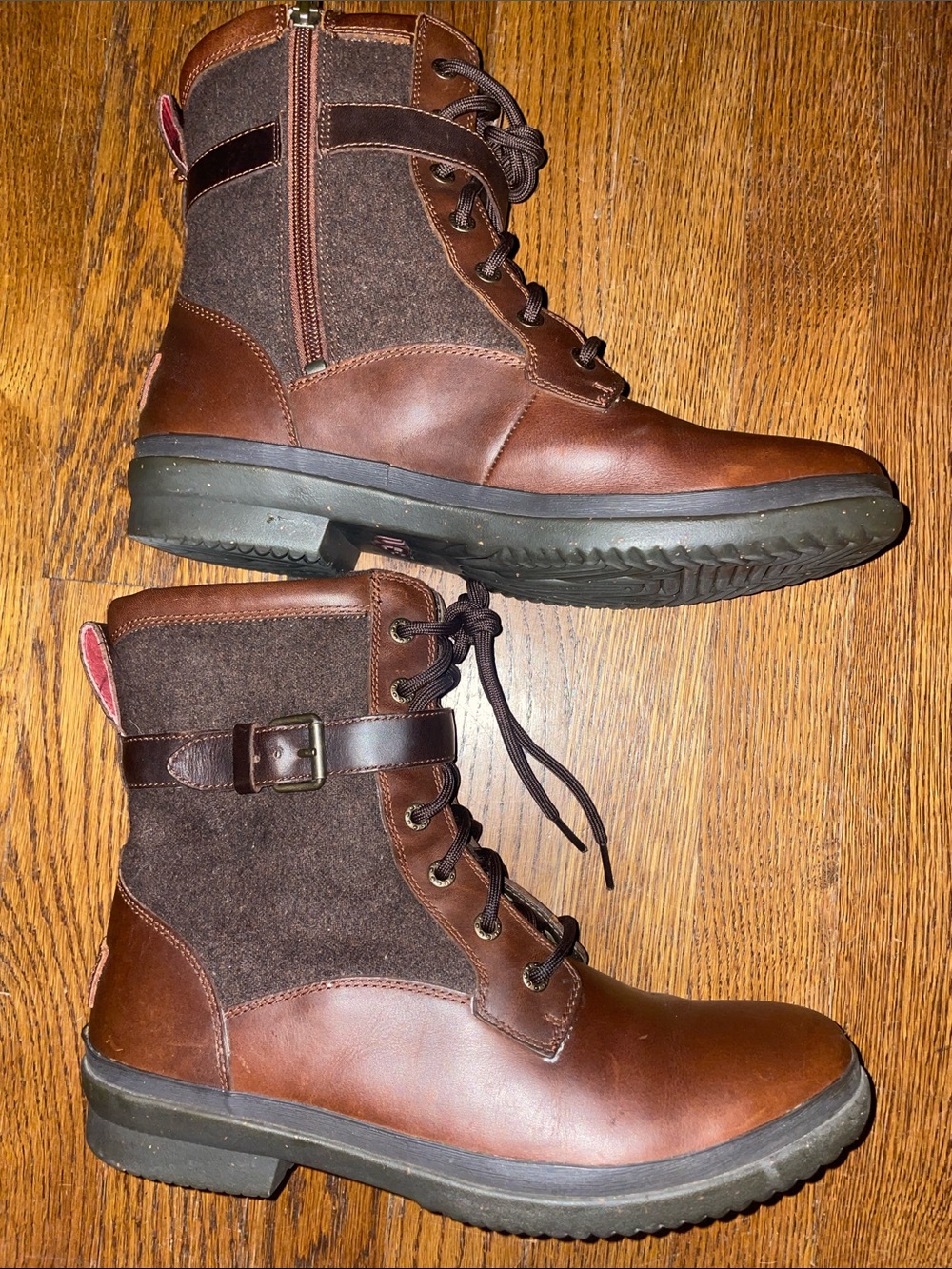 UGG Kesey boots